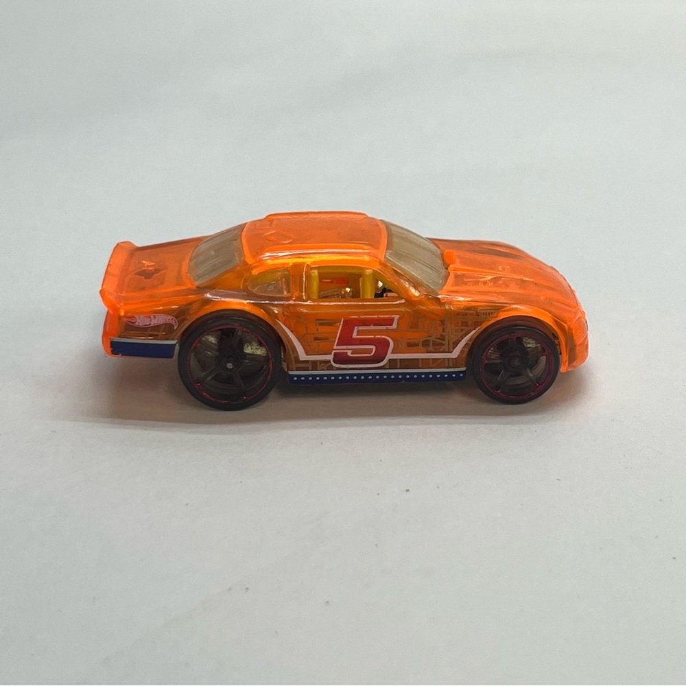 hot wheels 2012 x racers series stocker translucent orange number 5‎